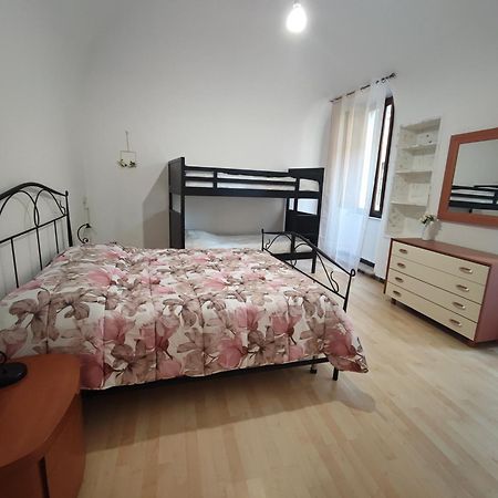 Sunrise Appartamento Volterra Chambre photo